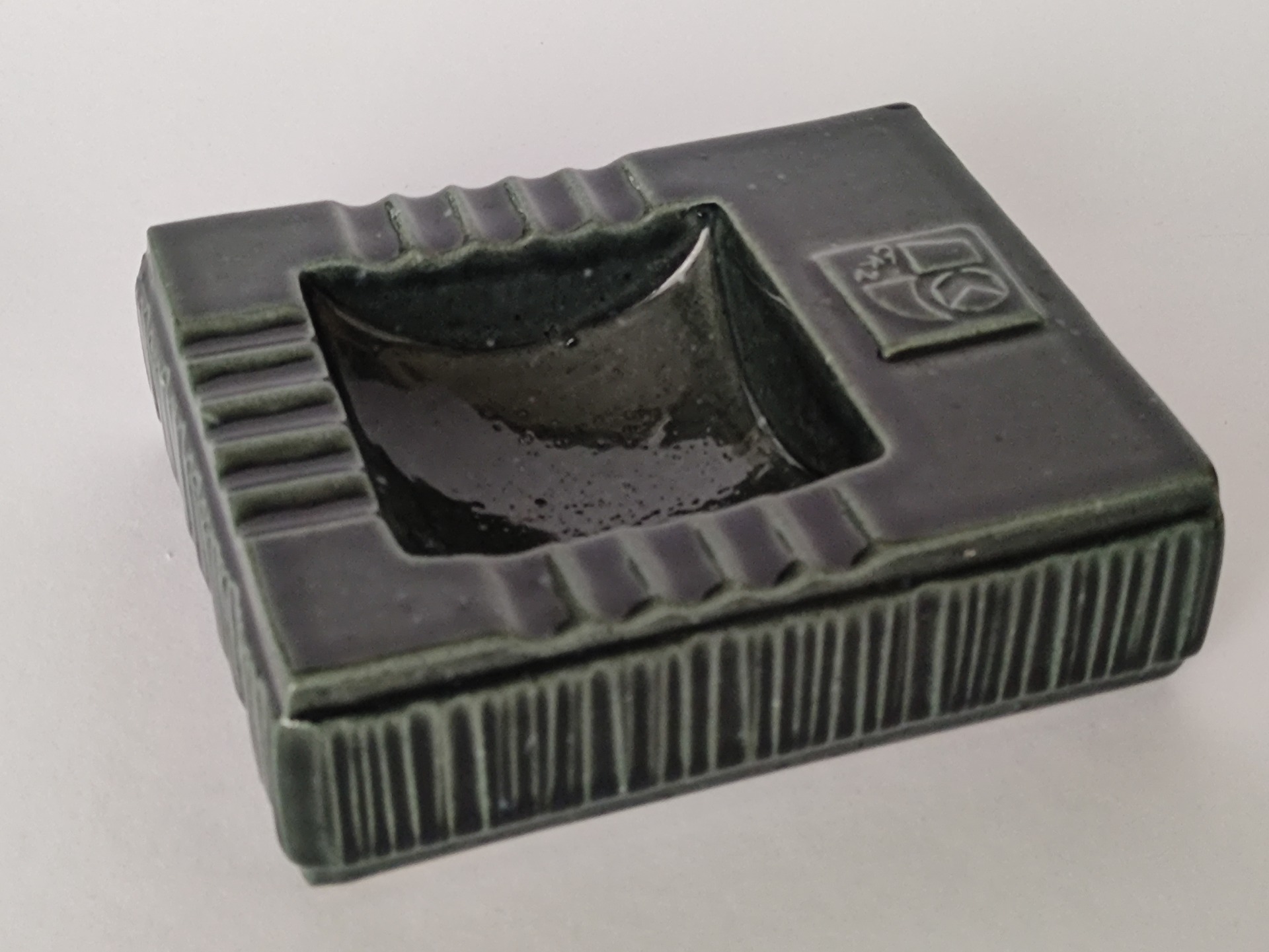 Retro popelník s logem ČKZ, Československé keramické závody